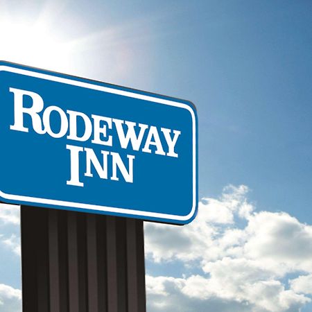 Rodeway Inn Windsor Mill Eksteriør bilde